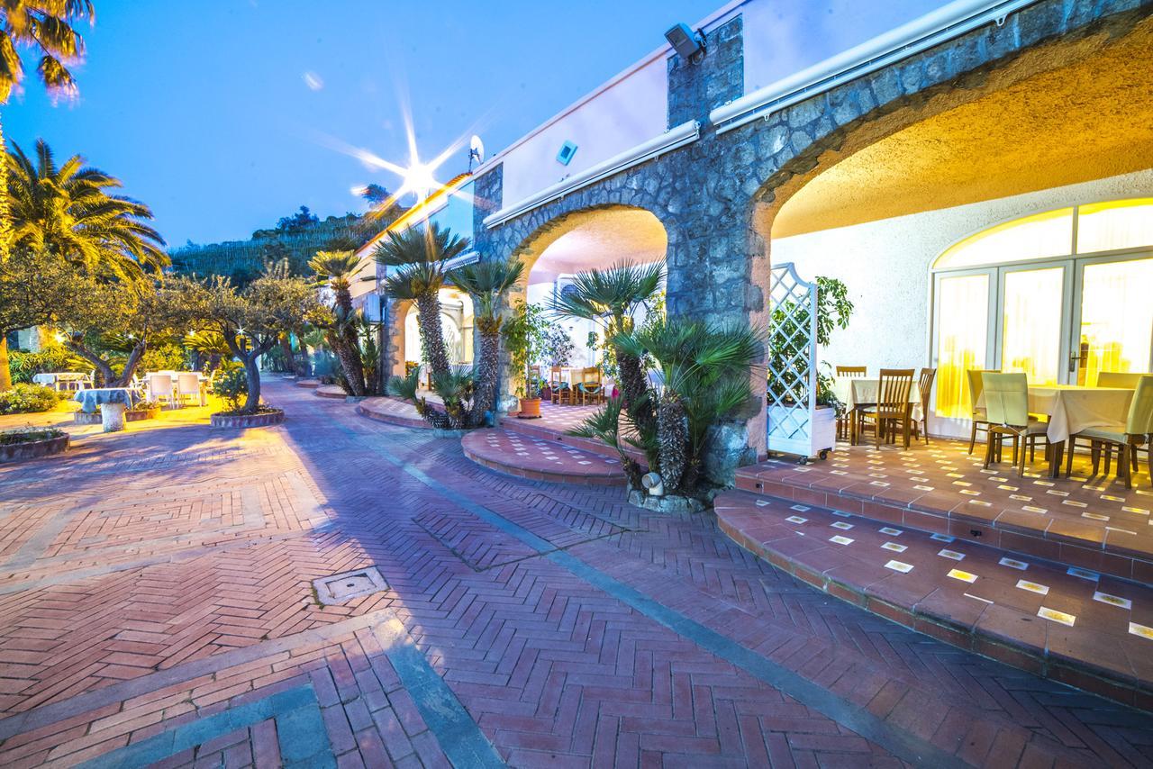 Hotel Carlo Magno Forio di Ischia Eksteriør billede